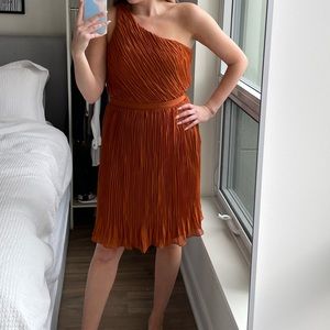 CLUB MONACO Frida One Shoulder Pleated Rust Mini Dress